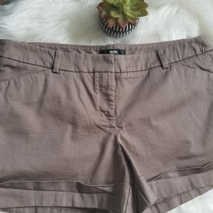 MOSSIMO STRETCH TAN SHORTS